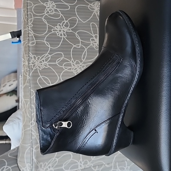 Dansko Black Booties - Picture 12 of 12